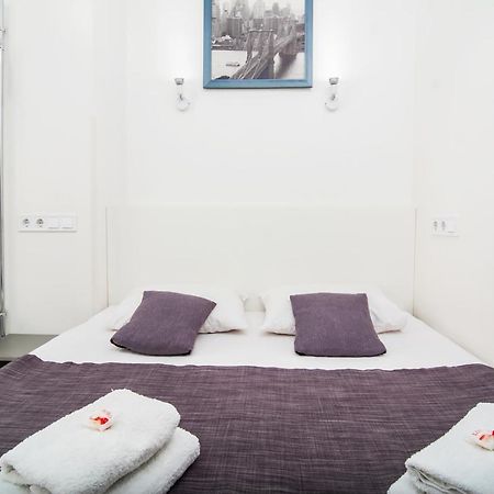 Smart Hotel Rooms Near Metro 24/7 Kijów Zewnętrze zdjęcie