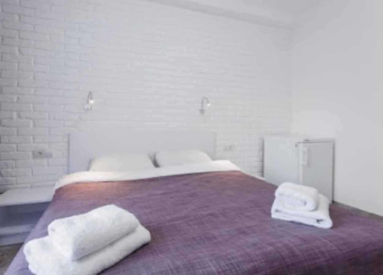 Smart Hotel Rooms Near Metro 24/7 Kijów Zewnętrze zdjęcie
